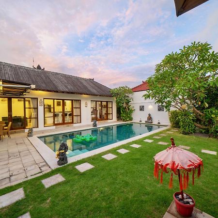 Bali Sunyi Villas Jimbaran Exterior foto