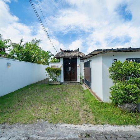 Bali Sunyi Villas Jimbaran Exterior foto